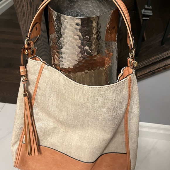 COPY - Sondra Roberts Squared coated linen summer hobo bag with tassel summer c… - Picture 10 of 17